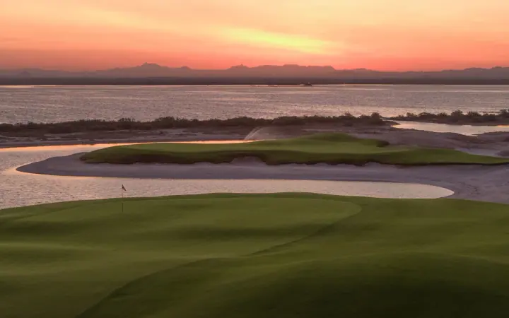 Shura Links — golf course view